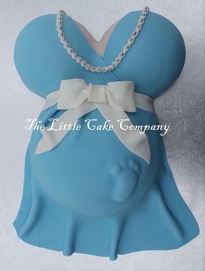 another pregnant belly cake :) - Cake by The Little Cake Company