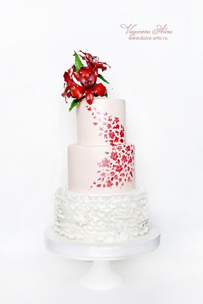 Wedding cake with alstroemerias - Cake by Alina Vaganova