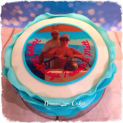 Holiday memories  - Cake by Nanna Lyn Cakes