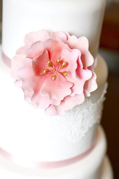 Modern gold and pink open peony - Cake by Kasserina Cakes