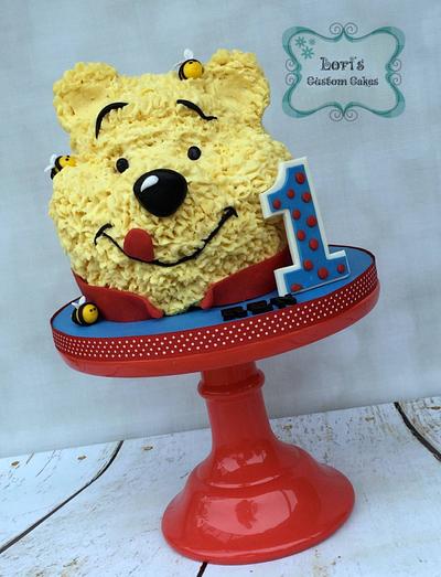 Winnie the Pooh smash cake  - Cake by Lori Mahoney (Lori's Custom Cakes) 