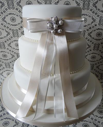 Ivory Wedding Cake - Cake by Sarah Peckett