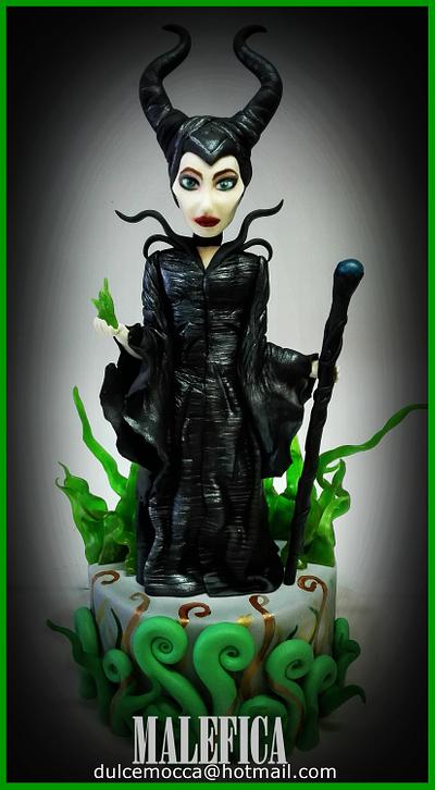 Malefient Modelling with sugar and isomalt - Cake by Teresa Carrano "Dulce Mocca"