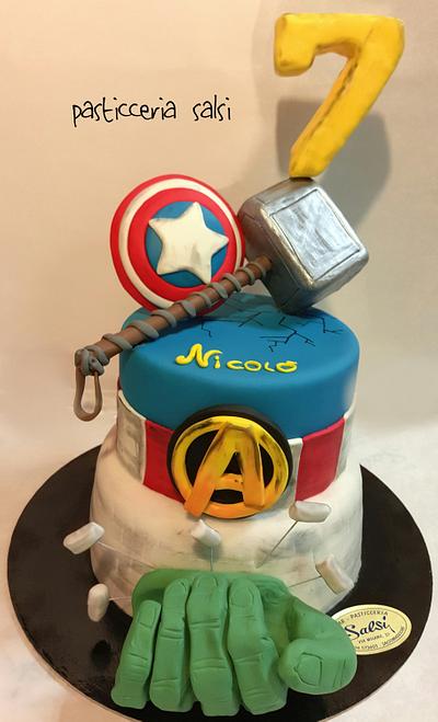 Avengers  - Cake by barbara Saliprandi