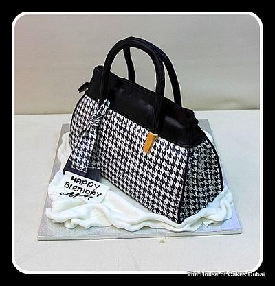 Houndstooth tote bag cake - Cake by The House of Cakes Dubai