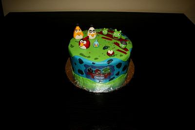 Angry birds - Cake by Rozy