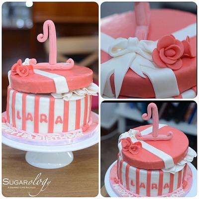 Gift Box Cake - Cake by SUGARology