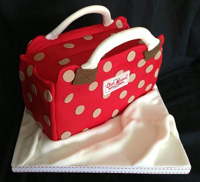 Handbag cake - Cake by Lesley Southam