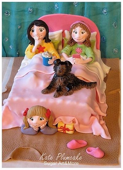 Sleepover cake topper - Cake by Kate Plumcake