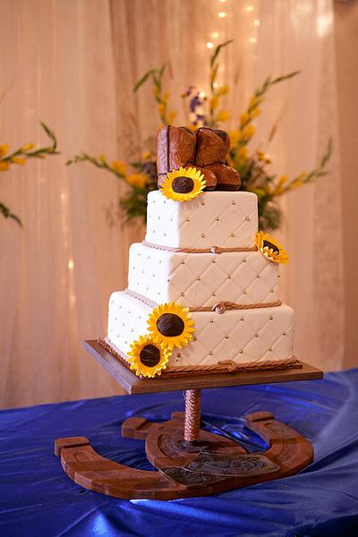 Western Wedding - Cake by Alissa Newlin