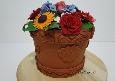 flower potcake - Cake by deelicious