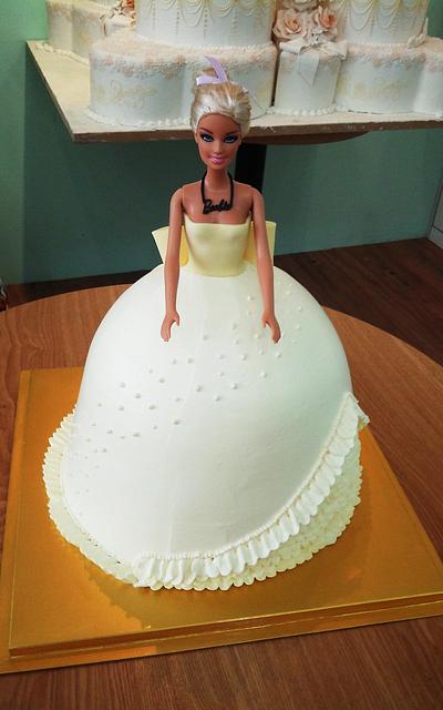 barbie cake - Cake by fantasticake by mihyun