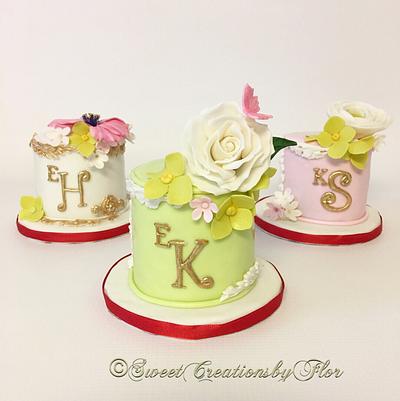 Mini Cakes  - Cake by SweetCreationsbyFlor