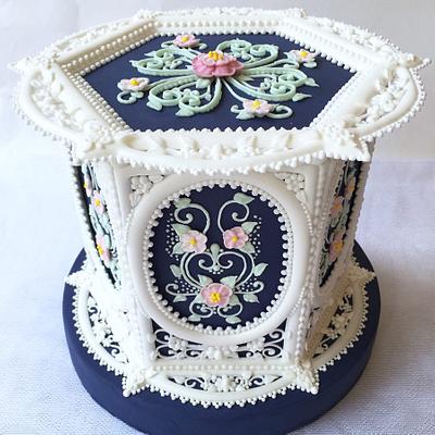 Royal icing decorated cake - Cake by Sveta