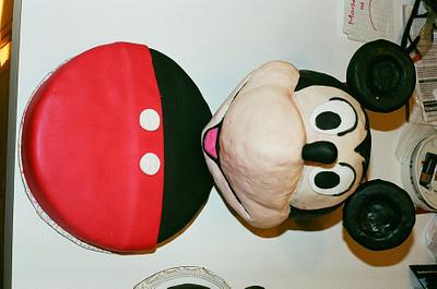 Mickey Mouse  - Cake by Anna Rapoza