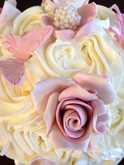 Giant Cupcake - Cake by Ilona's Cake Boutique