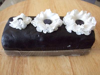 Black and white - Cake by HERMUZCakes (Carmen Hdez)