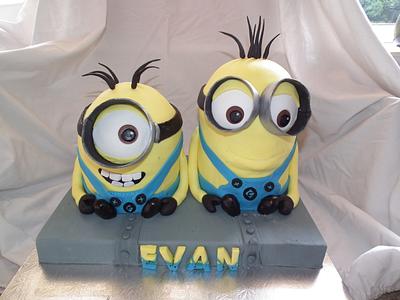 Minion - Cake by Lee21