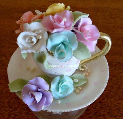 Uma's Cup and Saucer Topper - Cake by Cupcakes 'n Candy