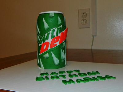 Mountain Dew Can - Cake by Maureen