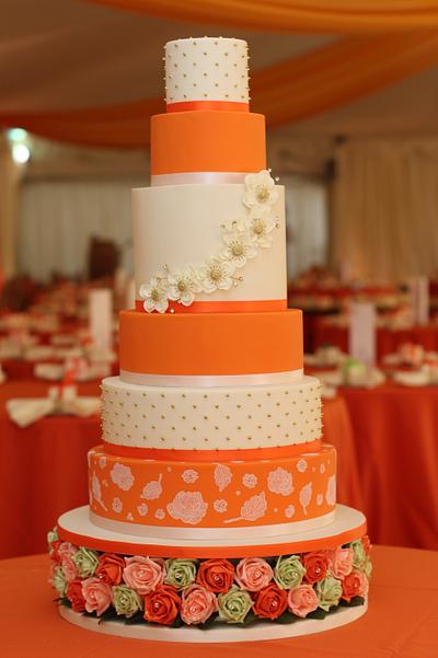 Orange Delight - Cake by JeannettesGreatCakes