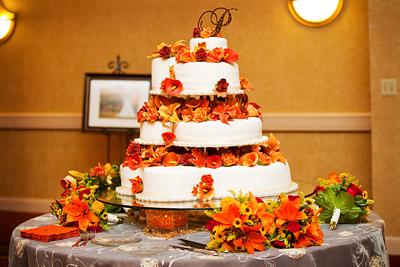 Fall Wedding Cake - Cake by Cherissweets