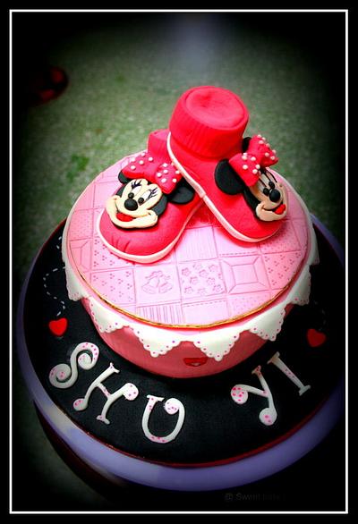 First birthday booties! - Cake by Jasmine Tan PB