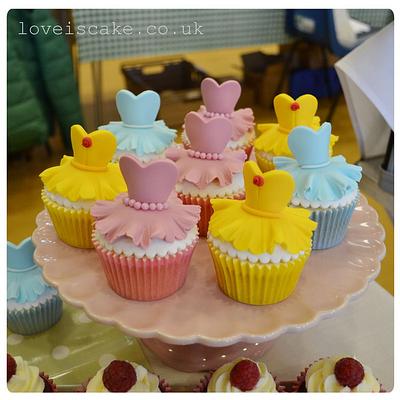 Disney Princess Cupcakes - Cake by Helen Geraghty