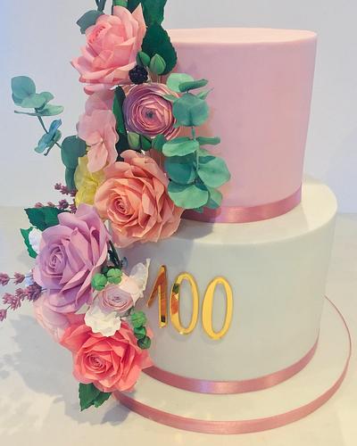 Floral Cascade 100 birthday - Cake by KatedoesCake