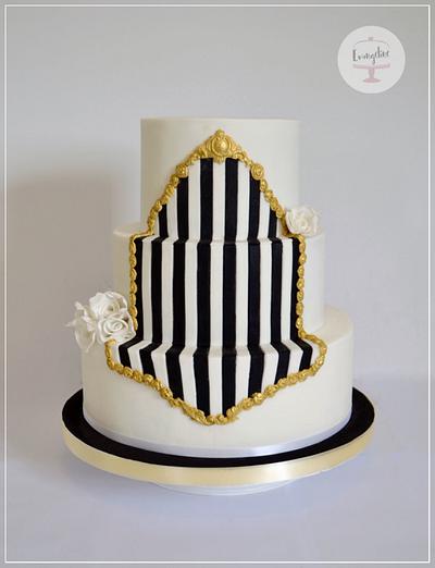 Elegant and Simple striped cake. - Cake by Evangeline.Cakes 