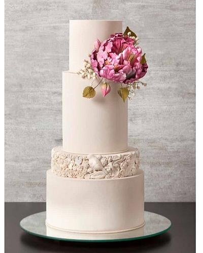 Torta alta costura  - Cake by Flor menescaldi