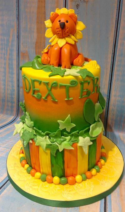 Dexter the lion  - Cake by Michelle Edwards 
