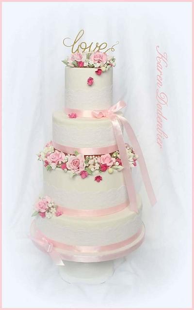 Romantic wedding cake - Cake by Karen Dodenbier