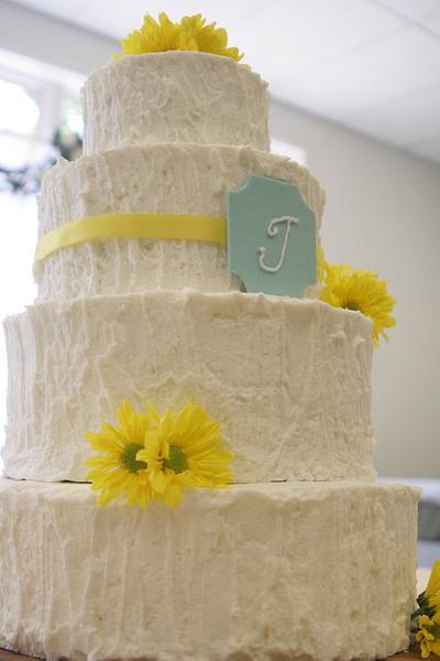 Rustic Daisy Wedding - Cake by SarahBeth3