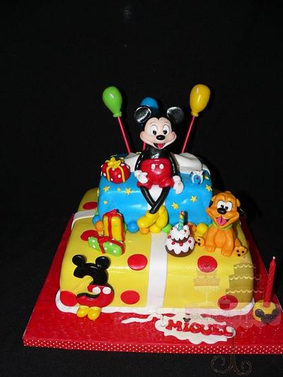 Mickey and Pluto cake - Cake by BBD