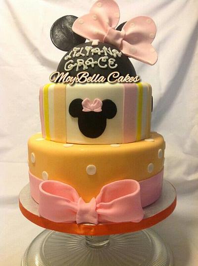 1ST BIRTHDAY MINNIE THEME - Cake by GABRIELA AGUILAR