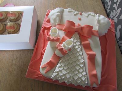 christening gown - Cake by jen lofthouse