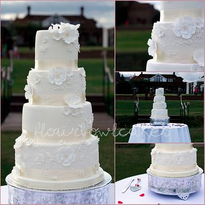 Vintage Lacey Wedding  - Cake by Flourbowl Cakes