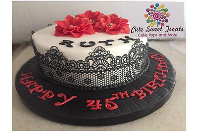 Chic birthday cake - Cake by cutesweettreats