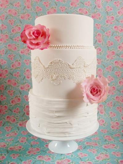 Shabby chic roses - Cake by Cake Tales and Dreams