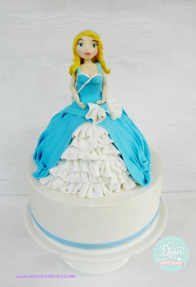 Blue princess - Cake by Dian flower clay -cake design