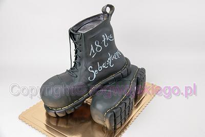 Dr. Martens Shoes Cake / Tort Glany - Cake by Edyta rogwojskiego.pl