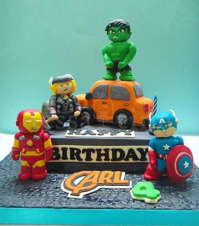 Avengers cake - Cake by tessatinacakes