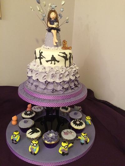 18th birthday cake - Cake by Elaine - Ginger Cat Cakery 