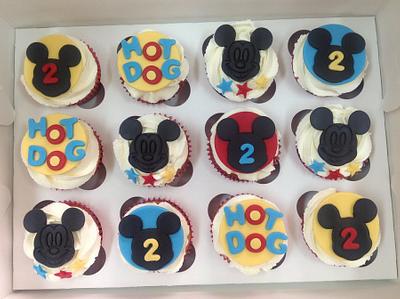Mickey Mouse Birthday Cupcakes - Cake by MariaStubbs