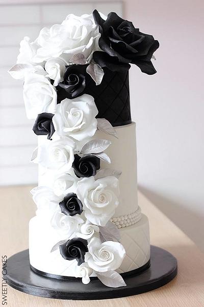 Black and White Wedding Cake  - Cake by Sweetly Cakes 