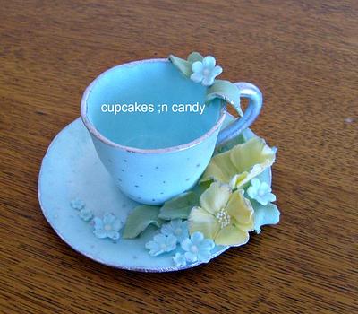 Blue cup and saucer - Cake by Cupcakes 'n Candy
