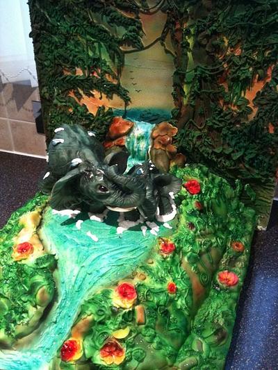elephant cake  - Cake by mick