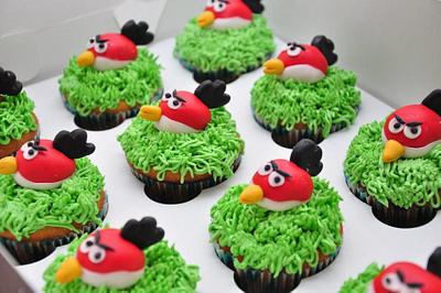 Angry Birds cupcake - Cake by Spring Bloom Cakes