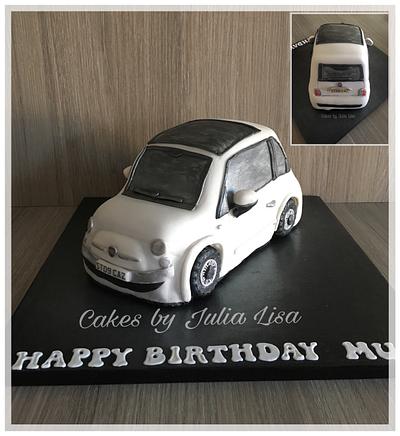 Fiat 500 - Cake by Cakes by Julia Lisa